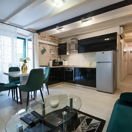 Apartman Stone *