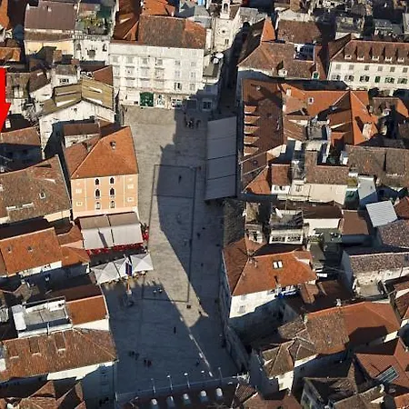 Apartment Stone *